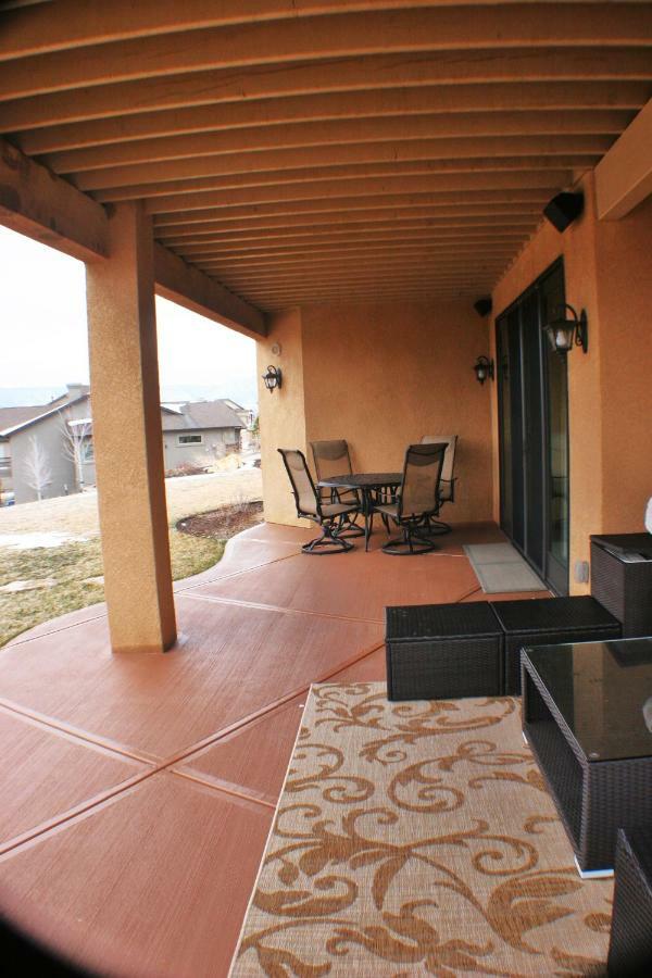 Chateau Du Pikes Peak, A Tuscany Retreat Colorado Springs Exterior photo